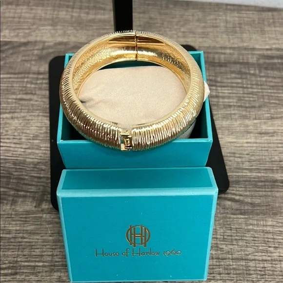 House of Harlow 1960 | Gold Textured Bangle Bracelet - Picture 3 of 6
